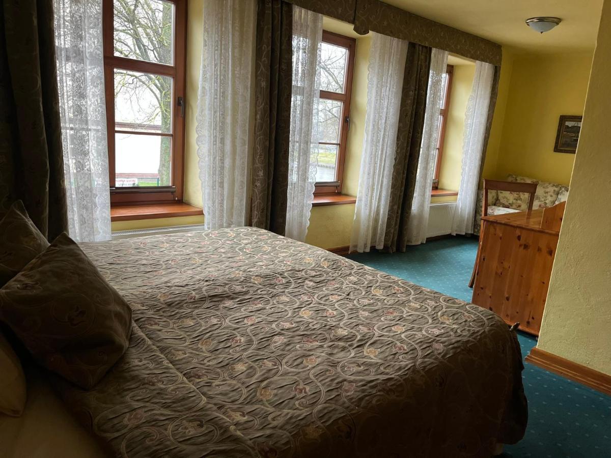 Gosciniec Zamkowy Otel Ujście-Darłowskie Dış mekan fotoğraf