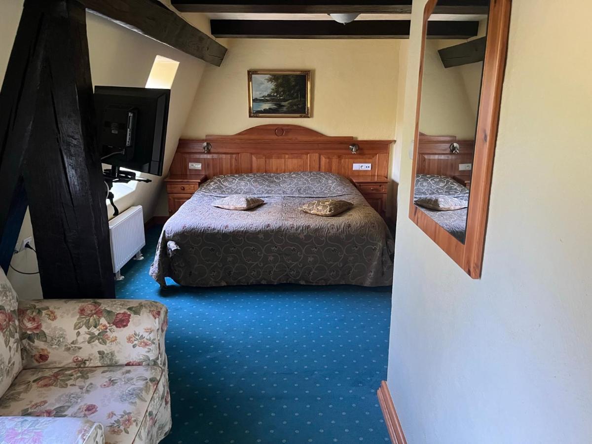 Gosciniec Zamkowy Otel Ujście-Darłowskie Dış mekan fotoğraf