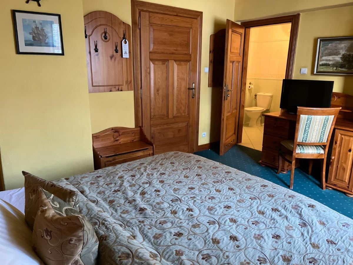 Gosciniec Zamkowy Otel Ujście-Darłowskie Dış mekan fotoğraf
