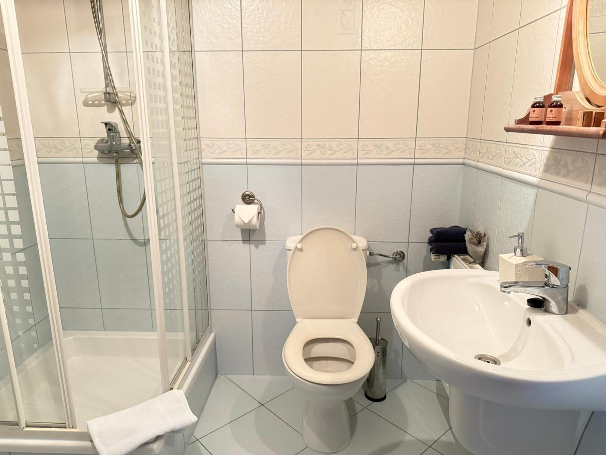 Gosciniec Zamkowy Otel Ujście-Darłowskie Dış mekan fotoğraf