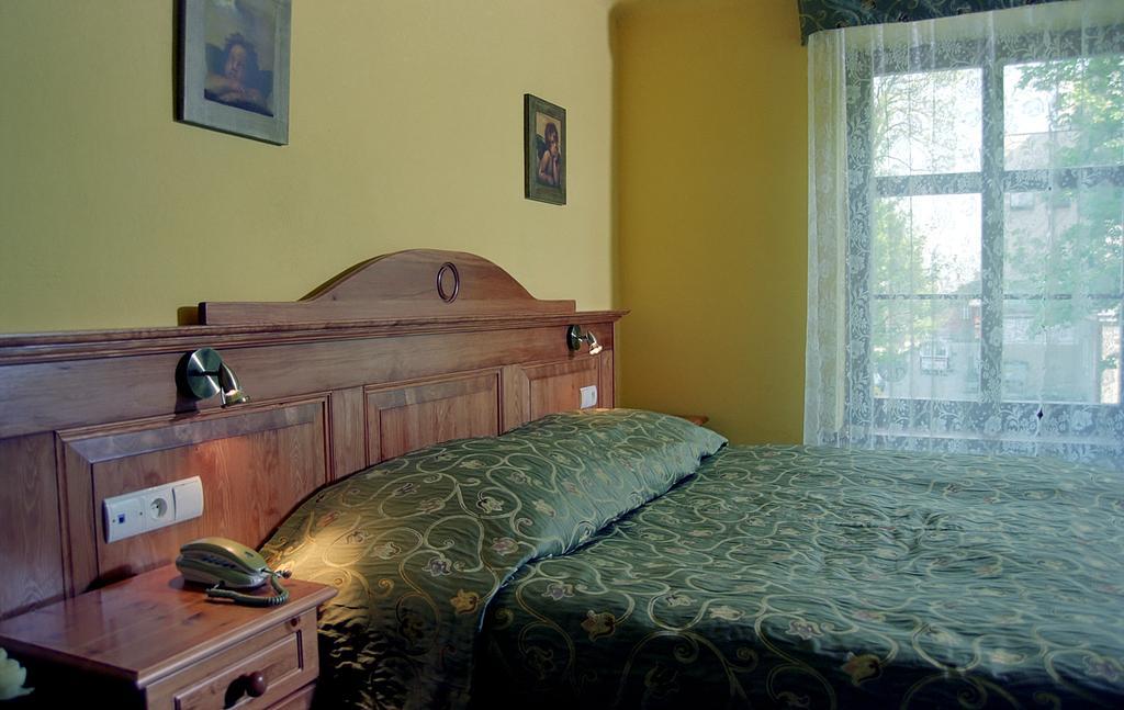 Gosciniec Zamkowy Otel Ujście-Darłowskie Oda fotoğraf